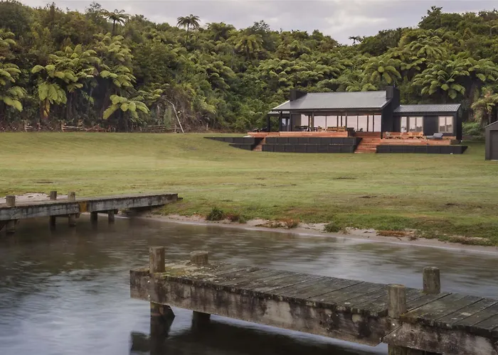 度假居 Lakefront Luxury At Okere Falls Rotoiti