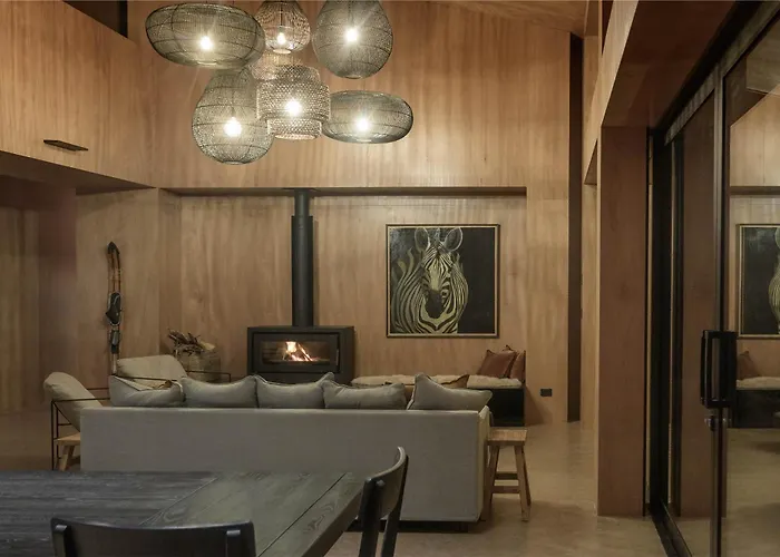 Lakefront Luxury At Okere Falls Rotoiti
